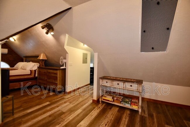 Building Photo - 1315 Washington Blvd