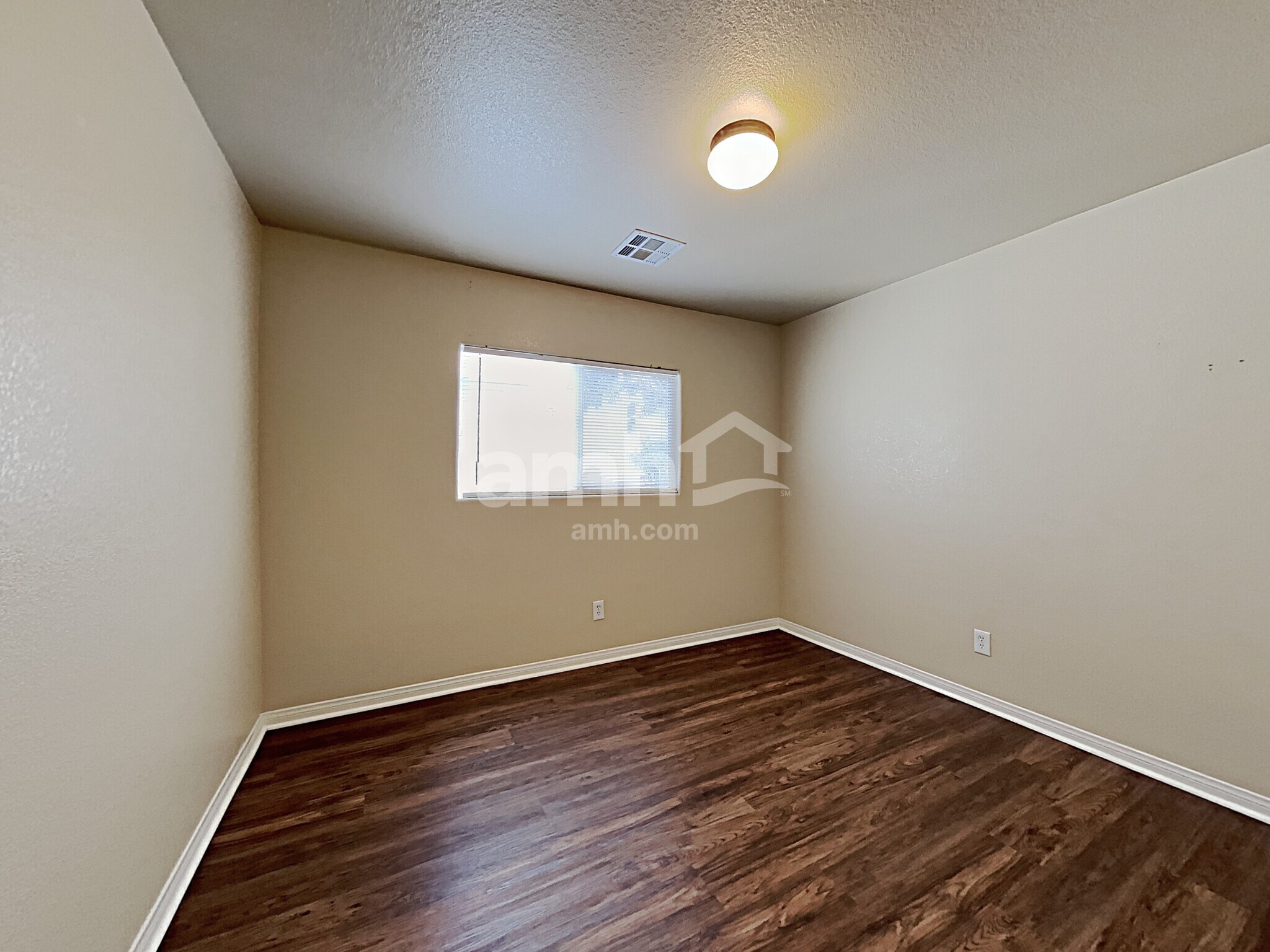 Building Photo - 8991 Ornate Glade Ave