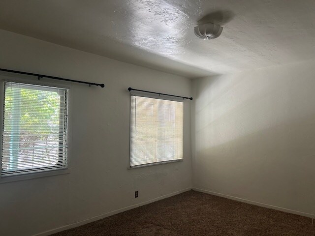 Building Photo - 219 Ladera St