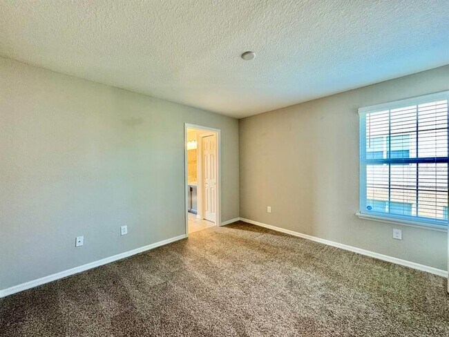 Building Photo - 13133 Sonoma Bend Pl