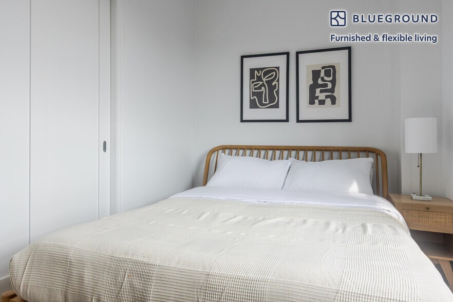 Building Photo - 915 West End Ave