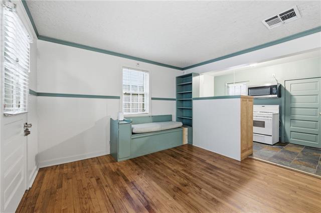 Building Photo - 809 Governor Nicholls St