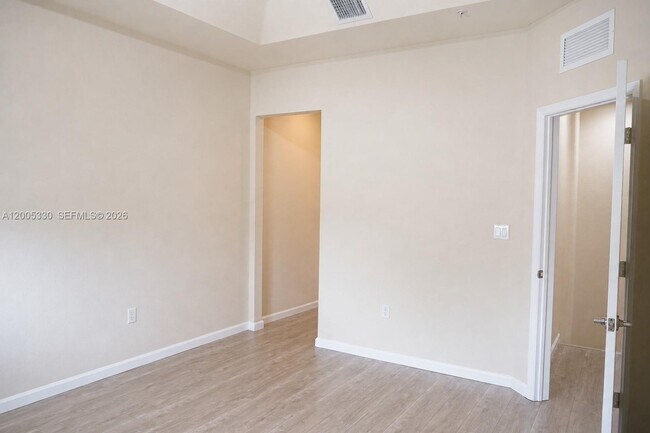 Building Photo - 11503 NW 89th St