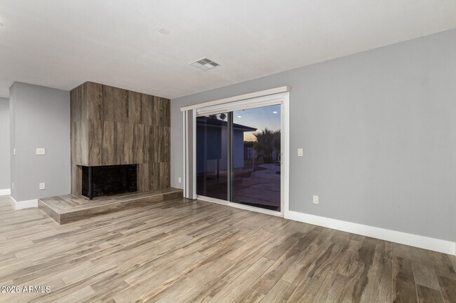 Building Photo - 3520 S Poplar St