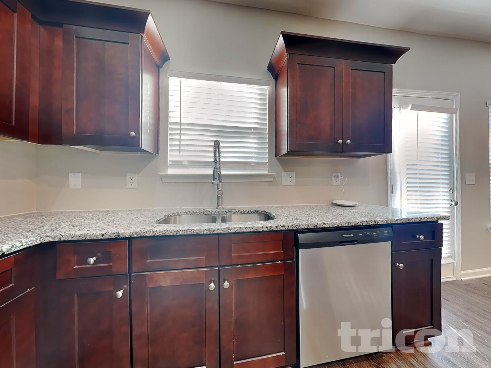 Building Photo - 55 Moss Way