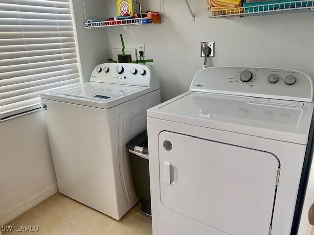 Building Photo - 16841 Sanibel Sunset Ct