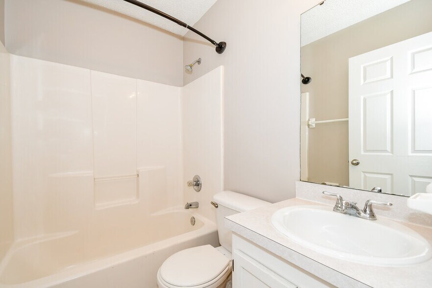 Building Photo - 5337 Lacy Jane Way