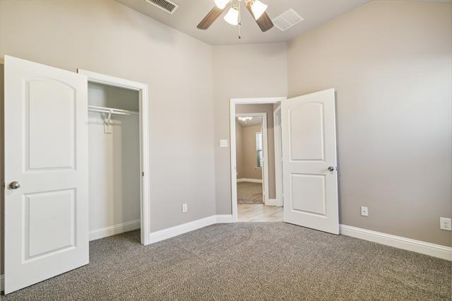 Building Photo - 410 Oleander Dr