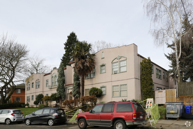 Building Photo - Del Rey Apartments