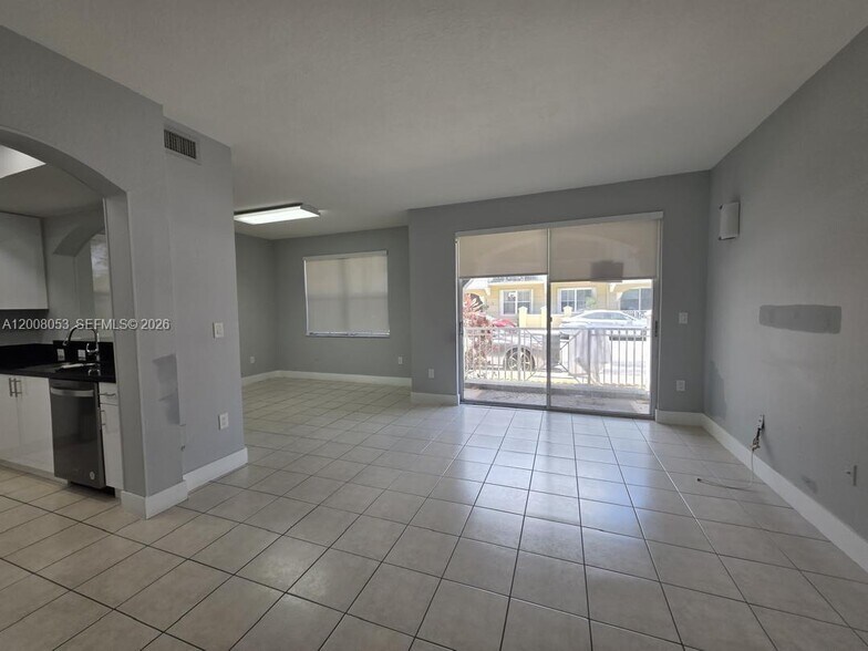 Building Photo - 8874 W Flagler St