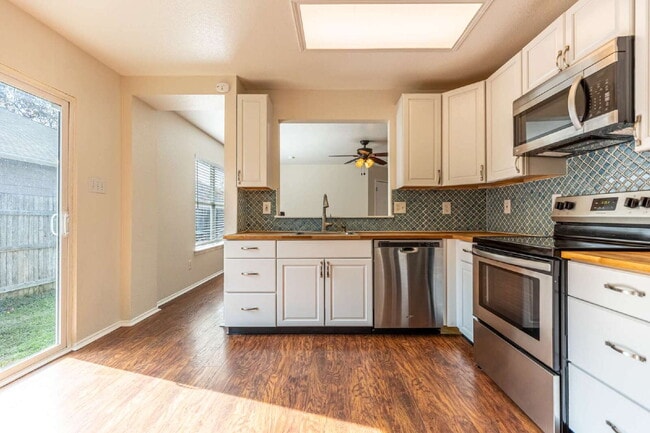 Building Photo - 2518 Paddle Creek