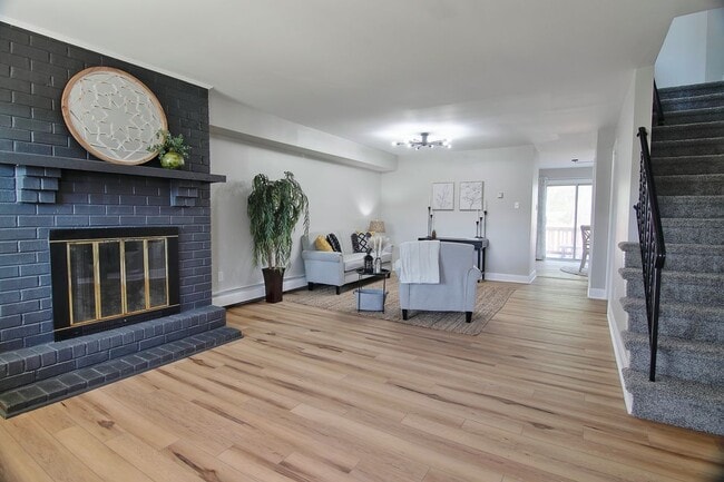 Primary Photo - 2705 Walnut St
