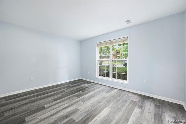 Building Photo - 28139 Carlton Way Dr