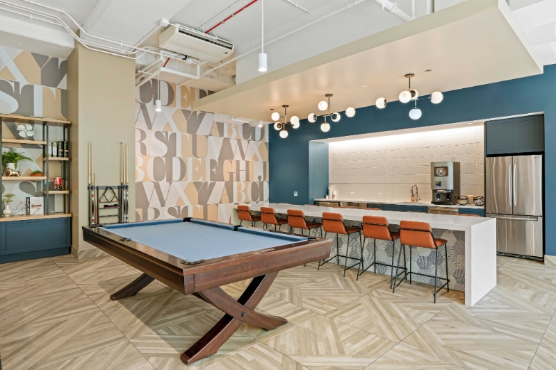 Building Photo - 765 S Clark St