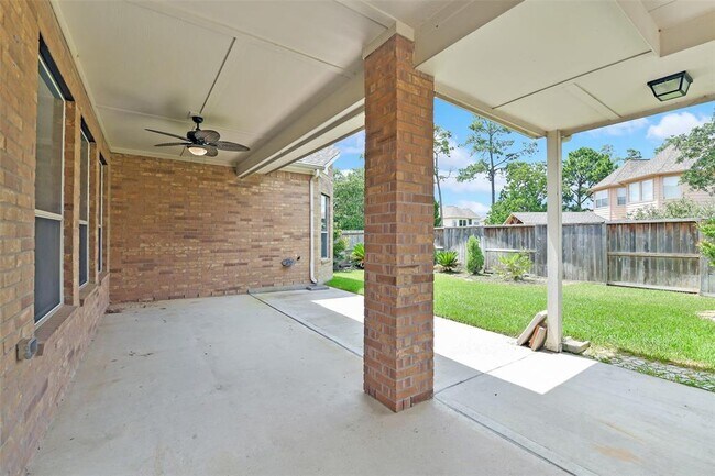 Building Photo - 20419 Windrose Bend Dr