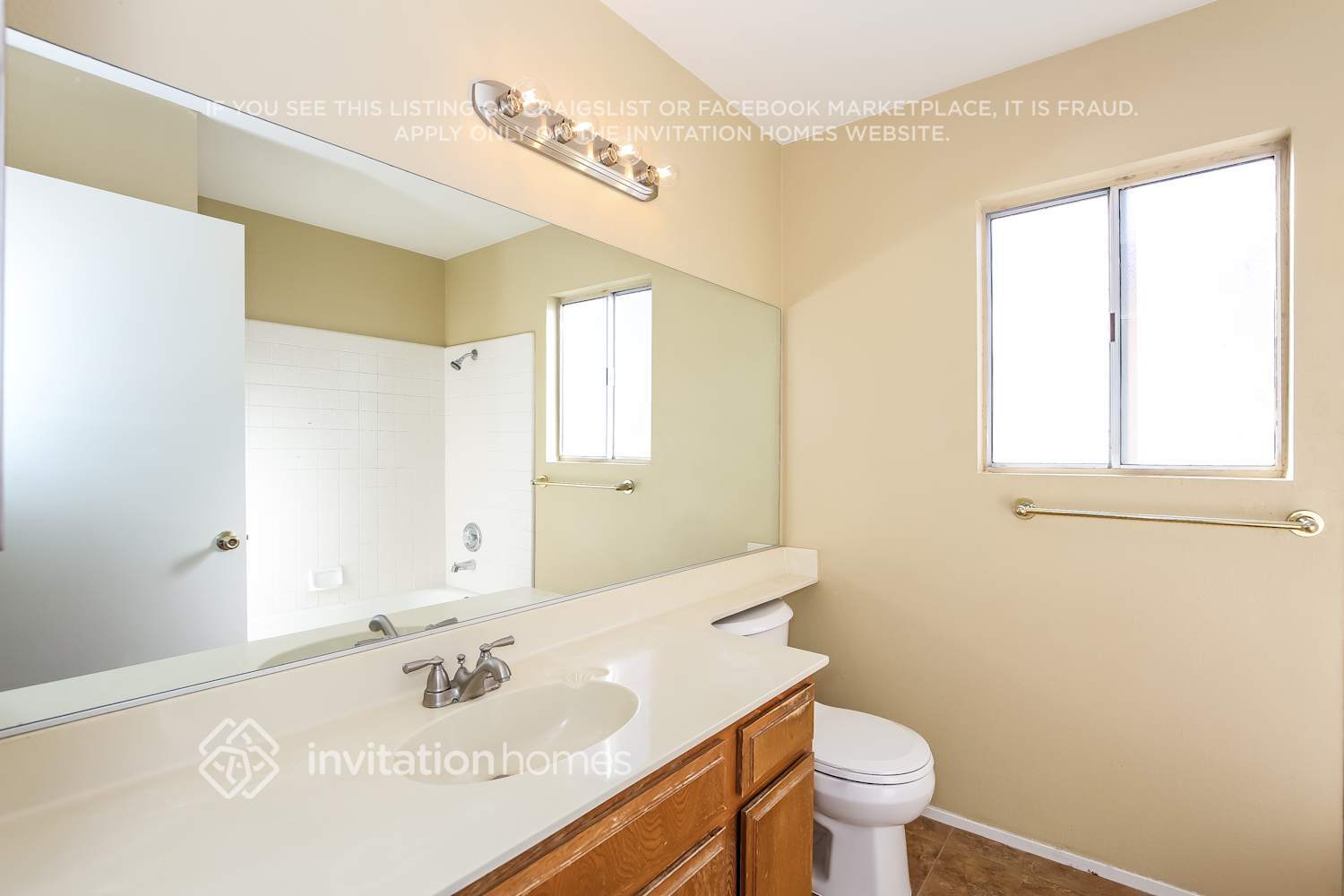 Building Photo - 8404 Stapleton Ave