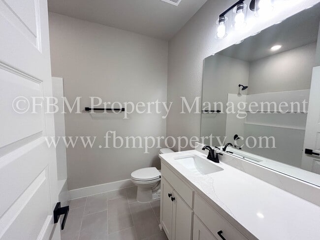 Building Photo - 933 Cooksey Ct