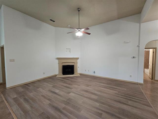 Building Photo - 10444 Merced Lake Rd