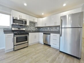 Building Photo - 1007 62nd St