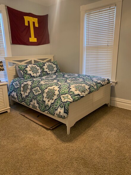 Building Photo - 3418 Walworth Ave