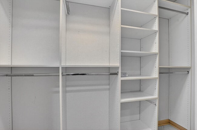 Building Photo - 6671 Via Regina