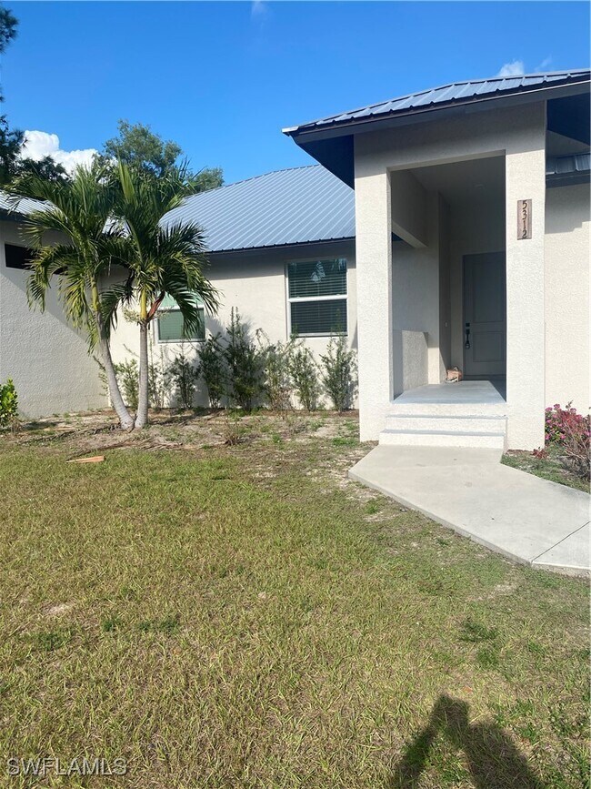 Building Photo - 5314 30th St SW