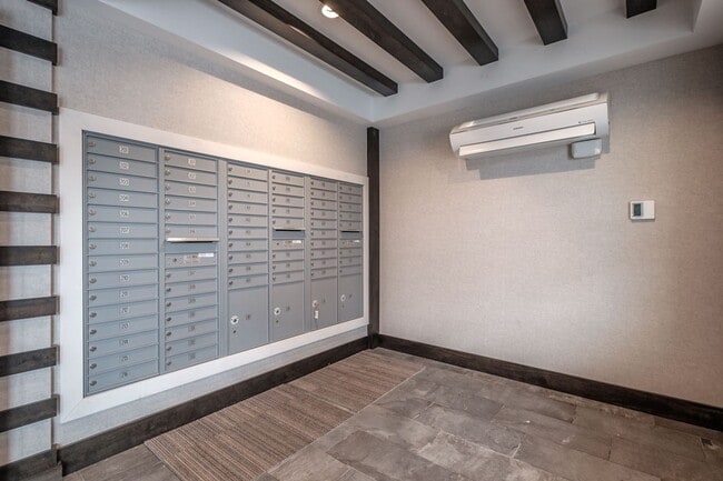 Building Photo - 2BR/2BA Old Port Condo Onsite Parking Available, Fitness Room and Elevator