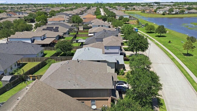 Building Photo - 14410 Long Meadow Dr