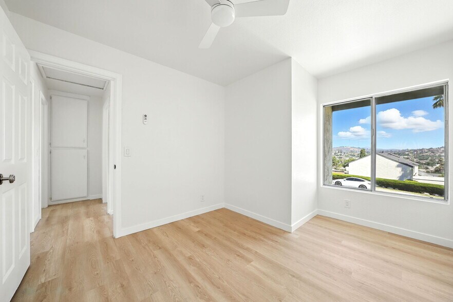 Building Photo - 1921 Terracina Cir