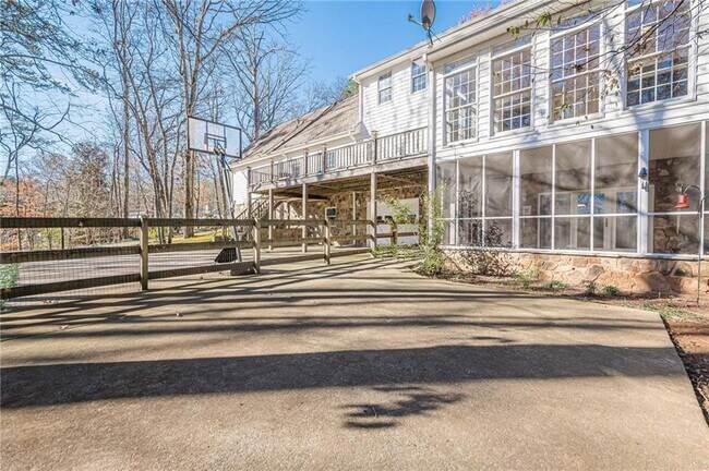 Building Photo - 34 Johnston Row NW