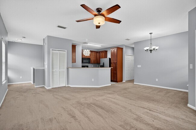 Building Photo - Cable TV and Internet Included!