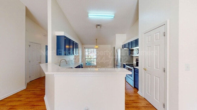 Building Photo - 7698 Fawn Lake Dr S