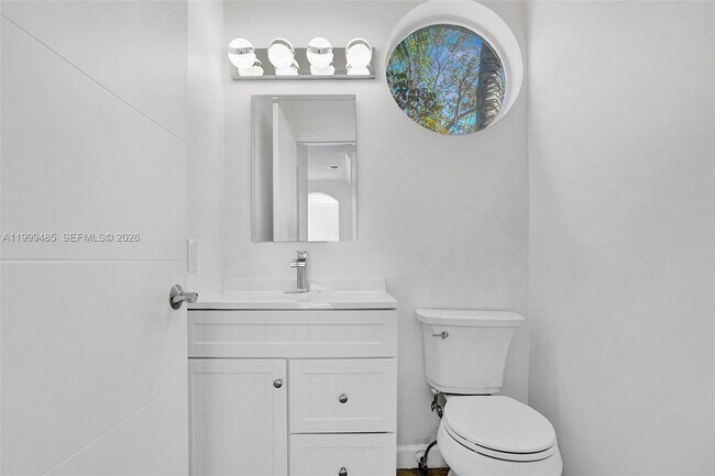 Building Photo - 2508 Cardaman Ave