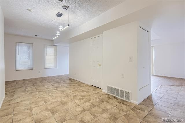 Building Photo - 6475 S Dayton St