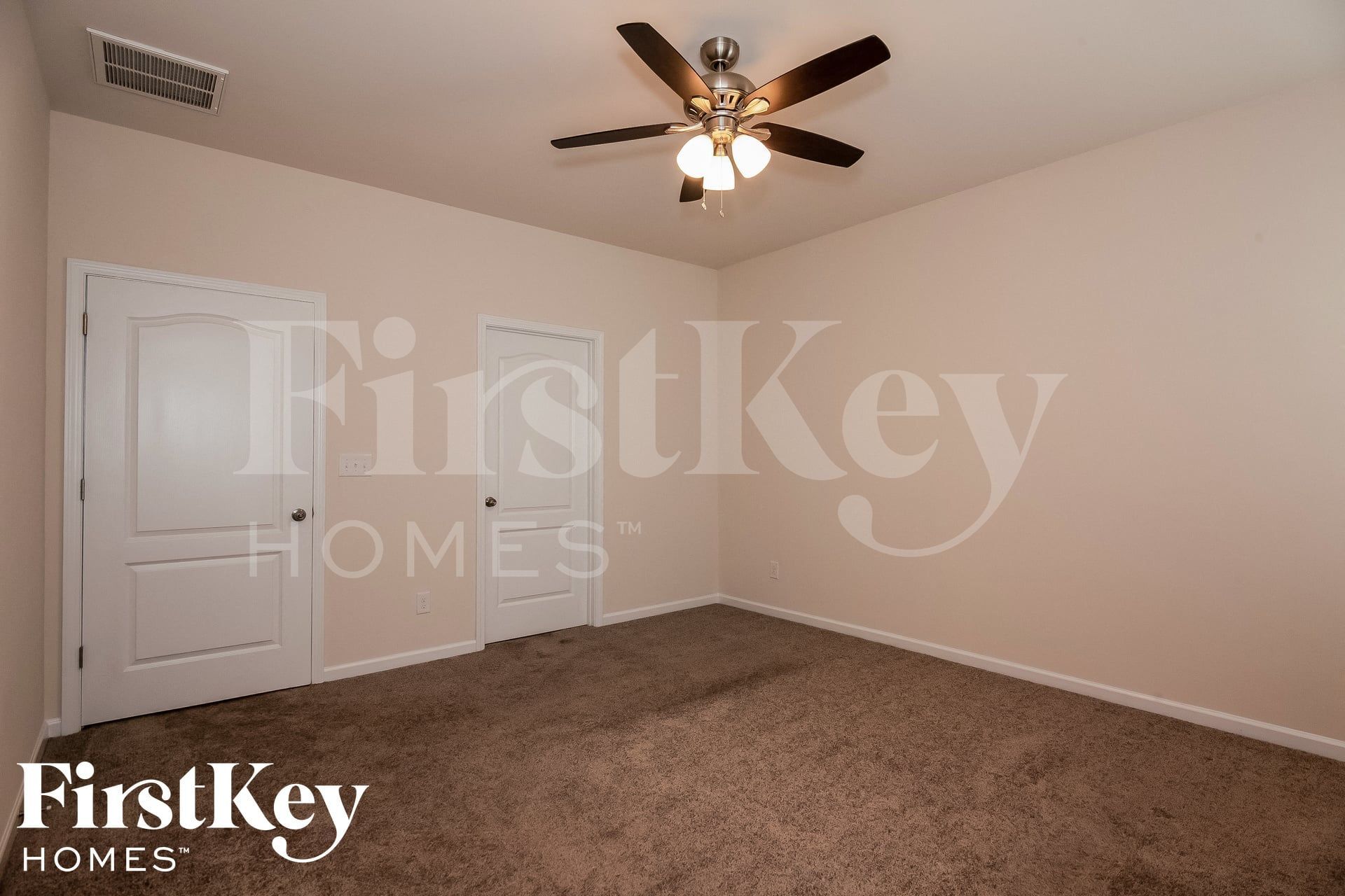 Building Photo - 126 Willow Valley Dr