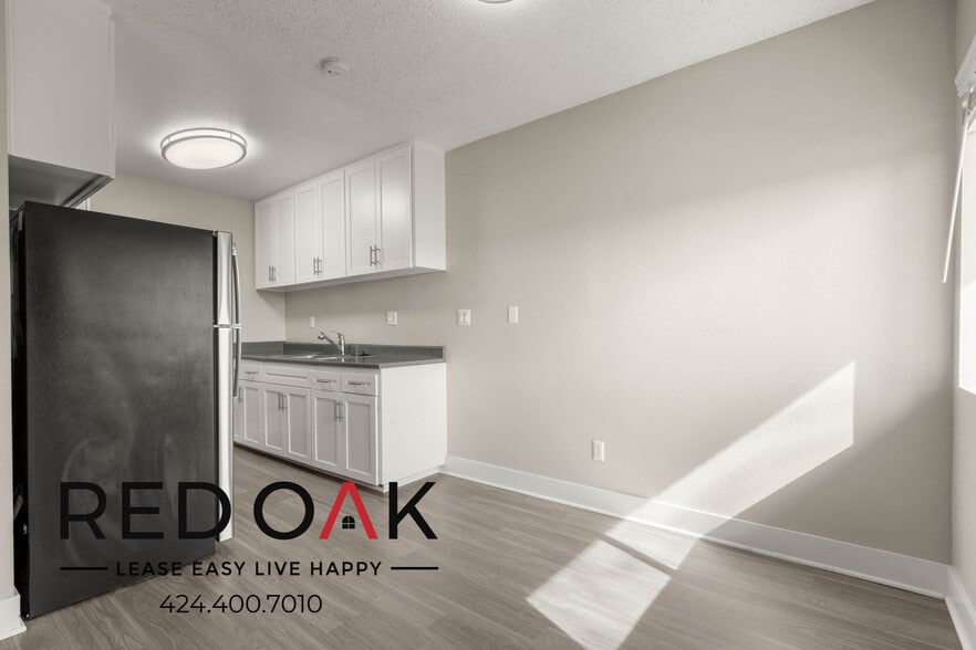 Building Photo - 13325 Heacock St