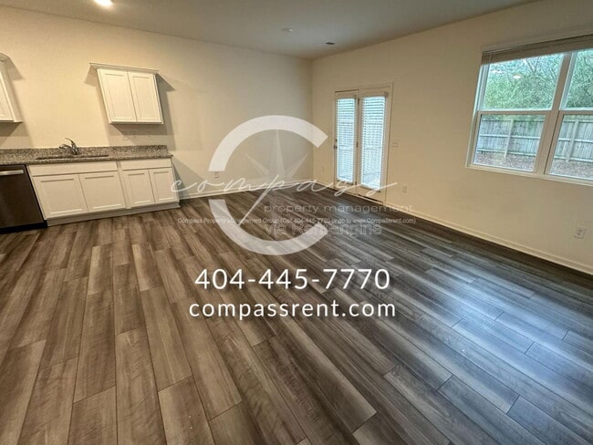 Building Photo - 403 Kings Cross Wy