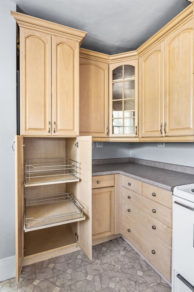 Building Photo - Charming 4BE/3BA Home in Historic Downtown Franklin!