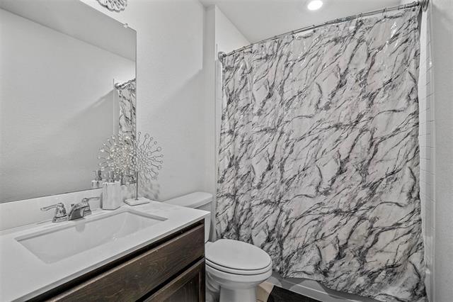 Building Photo - 3000 Buttonbush Dr