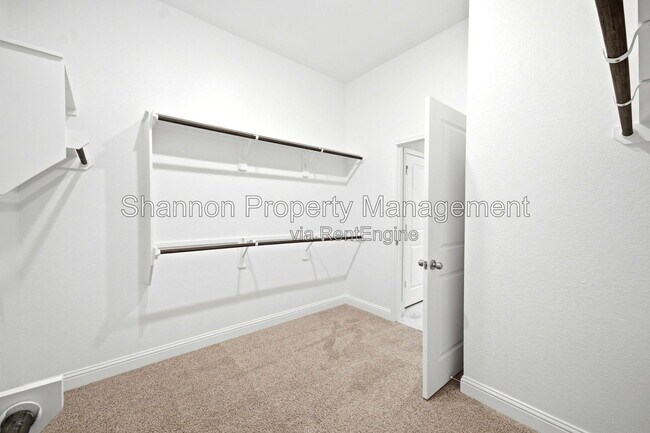 Building Photo - 7631 Cattail Shallows Ln