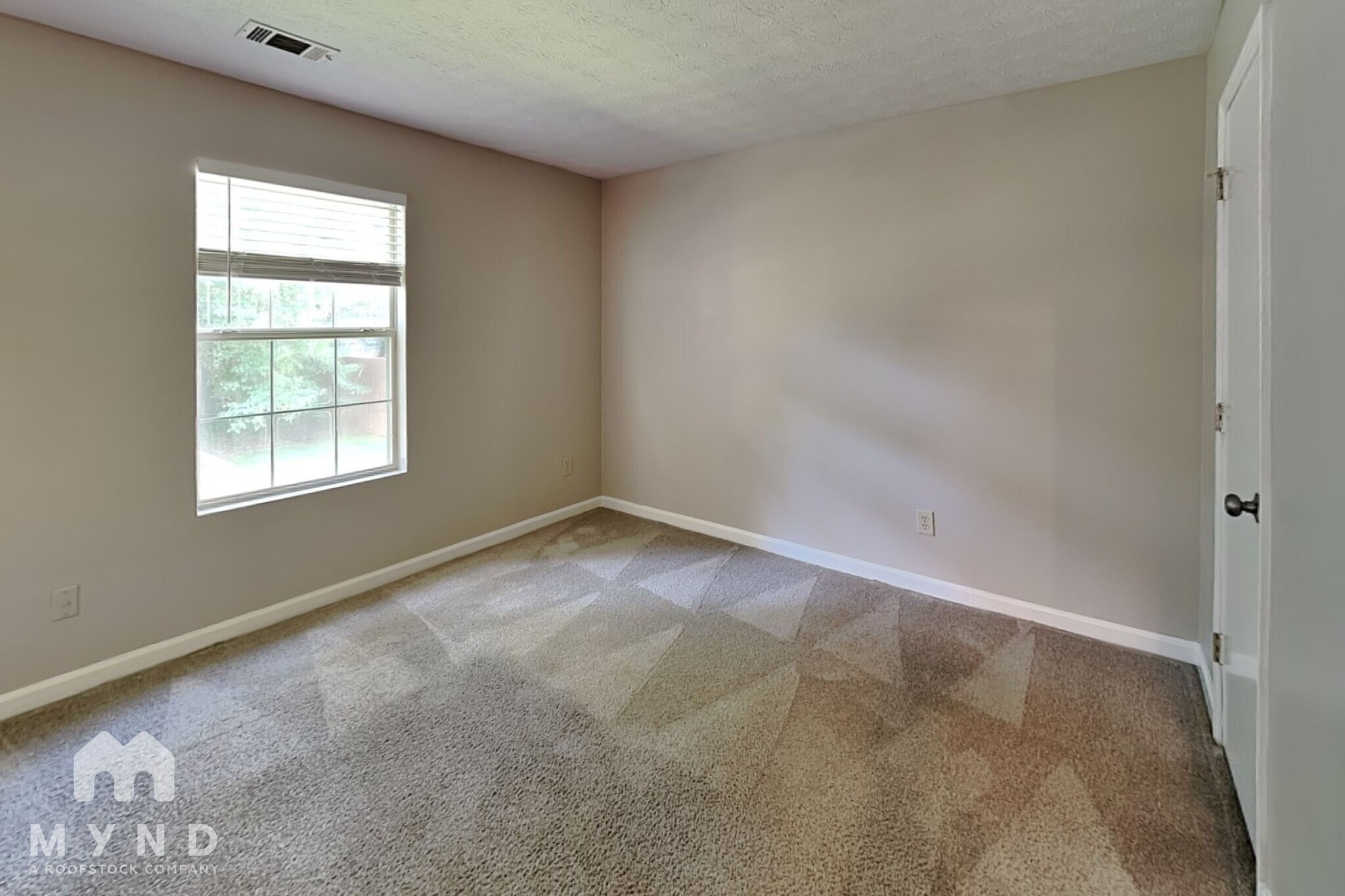 Building Photo - 5631 Regency Manor Ct