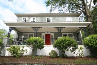 Building Photo - Spacious 1 Bedroom Near Duke East and Broad St - Huge Fenced Yd!