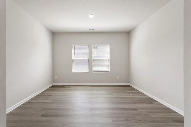 Building Photo - 147 White Birch Ln