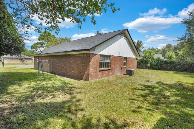 Building Photo - 734 Timber Ridge Trail