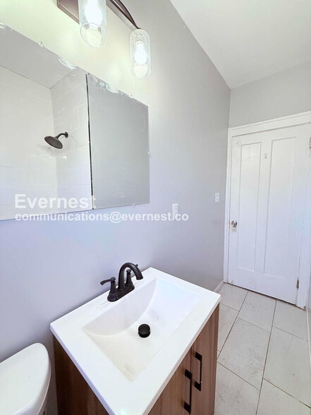 Building Photo - 12703 Northlawn St