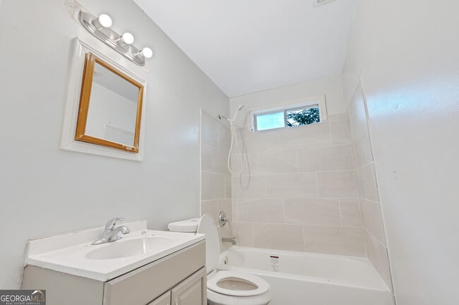 Building Photo - 968 Sexton Dr