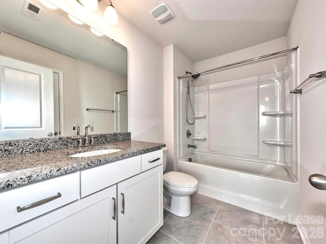 Building Photo - 915 Emma Kate Ct