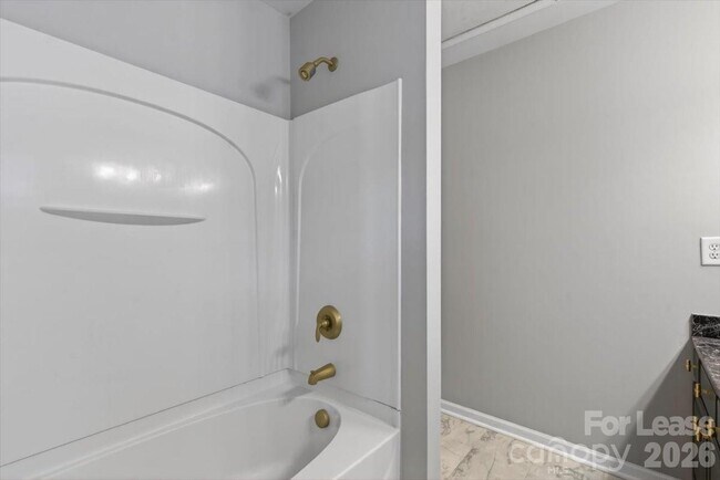 Building Photo - 3445 Broadwick St