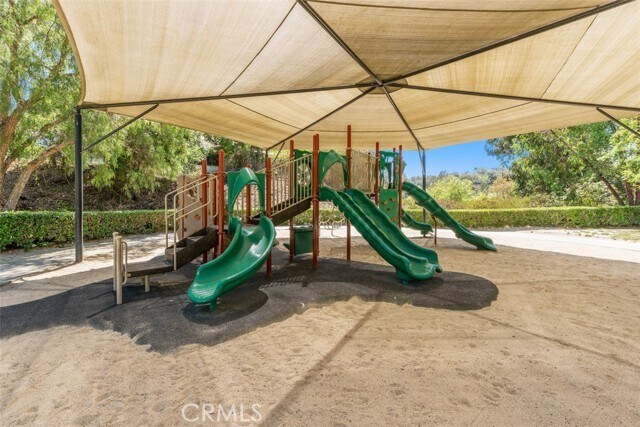 Building Photo - 25732 Weston Dr