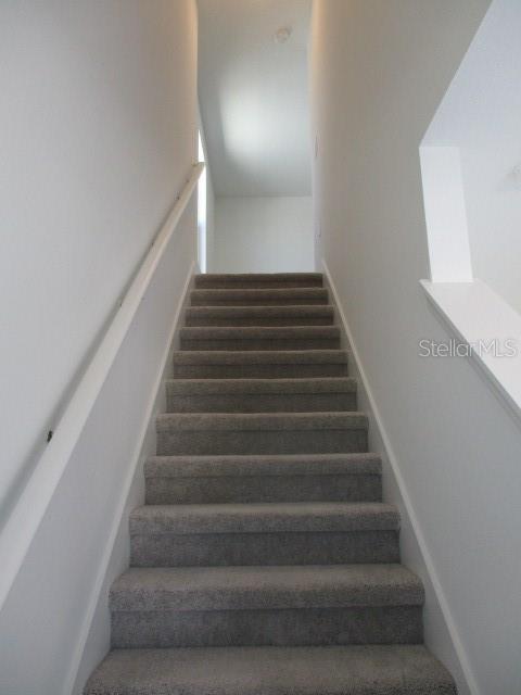 Building Photo - 3382 Alexander Dr